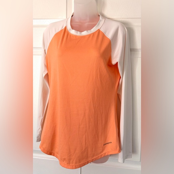 Patagonia Tops - Patagonia Women’s Top Shirt Tropic Comfort
Crew in Lite Cusco Orange Small